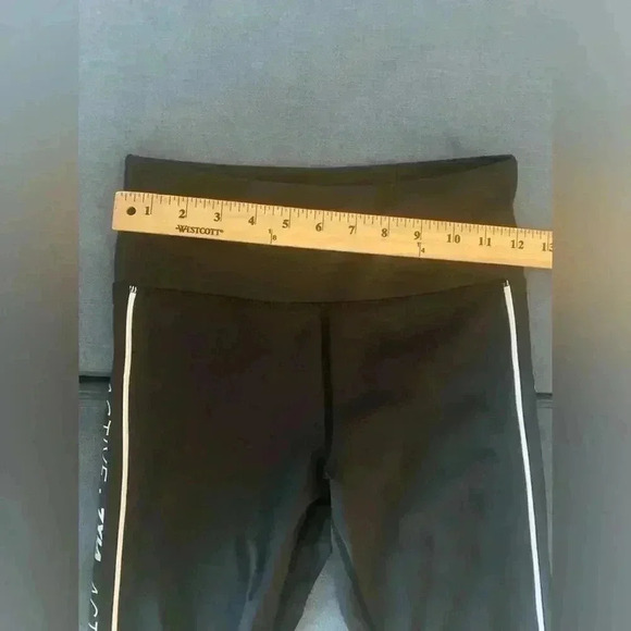 Woman’s Zyia Active High Rise Tummy Control Performance Workout Ankle Leggings - Picture 5 of 7